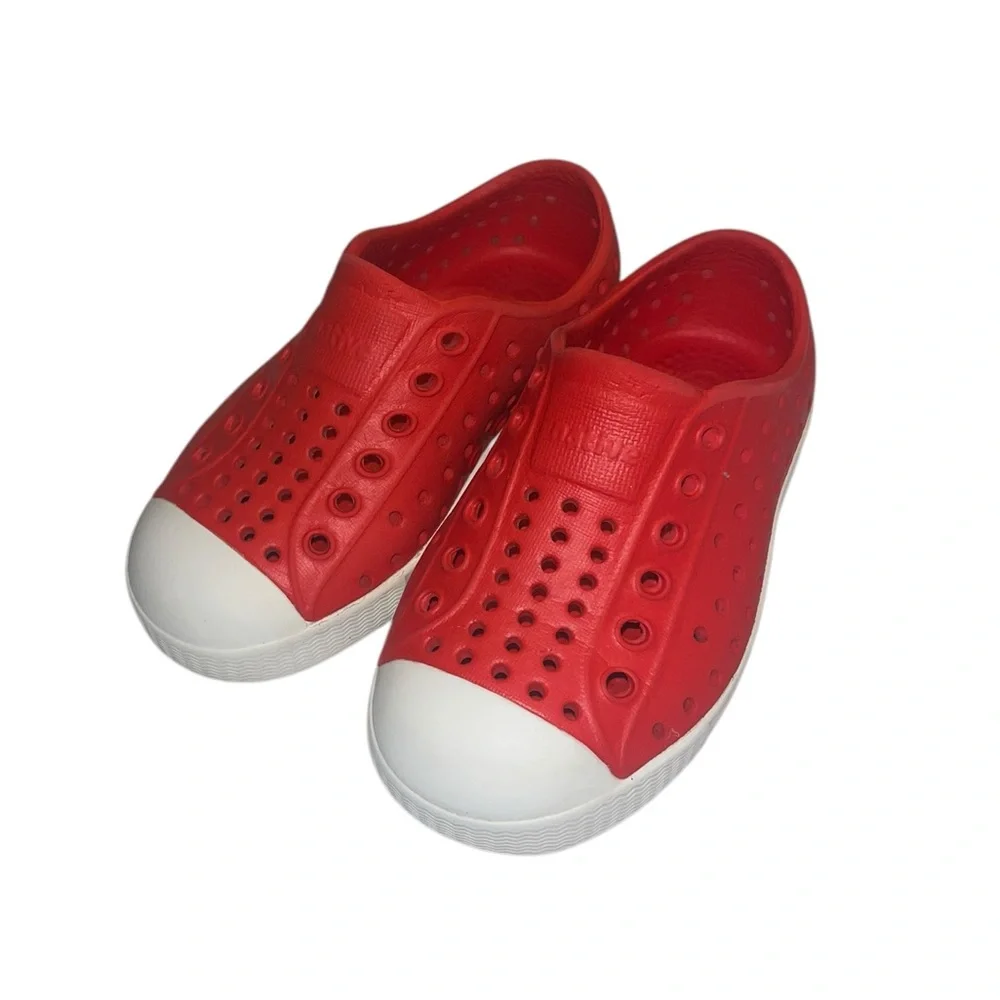 Native Jefferson Torch Red/White Shell Toe Shoe